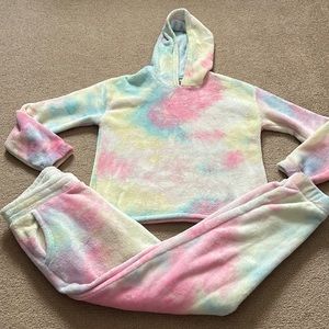 Freshman, new tie dye fleece lounge outfit
